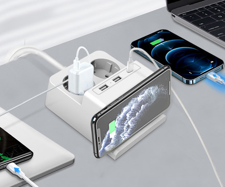 WELL EXTS-2S2M-USBC3W električni podaljšek s prenapetostno zaščito, 2x SCHUKO, 2x USB Type-A, 1x USB Type-C, 10W brezžični polnilec, 220-250V 16A, 2m kabel, IP20 odpornost, bel