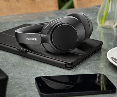 Blackview FITBUDS H1 brezžične naglavne slušalke, Bluetooth 5.4, 3D Stereo, Hybrid ANC & ENC, klicanje, mikrofon, polnilna baterija, do 65 ur, zložljive, USB Type-C, črne (Nimbus Black)