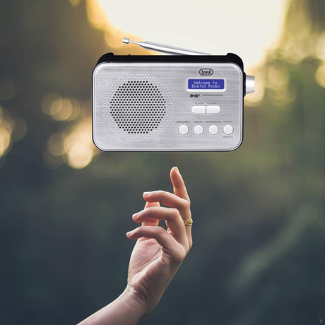 TREVI 7F92R Prenosni digitalni radio, DAB/DAB+/FM, črn