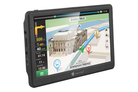 GPS navigacija NAVITEL MS700, 7" zaslon, baterija, 3D prikaz, informacije o vožnji, karte za celotno Evropo