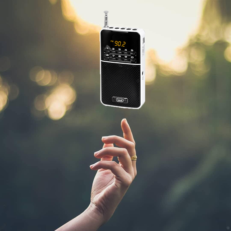 TREVI DR 730 M Prenosni digitalni FM radio, bel