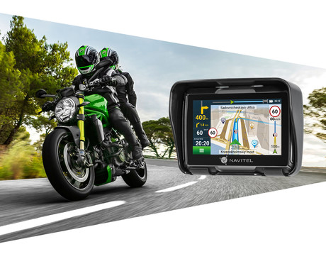 GPS navigacija NAVITEL G550 MOTO, za motoriste, 4.3" zaslon, baterija, IP67 vodoodpornost, karte za celotno Evropo