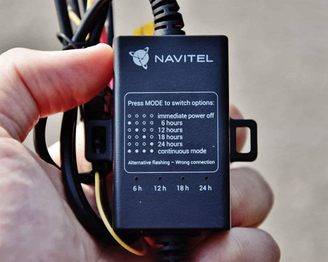 EOL - NAVITEL Smart BOX MAX, stalno napajanje, 12V in 24V,