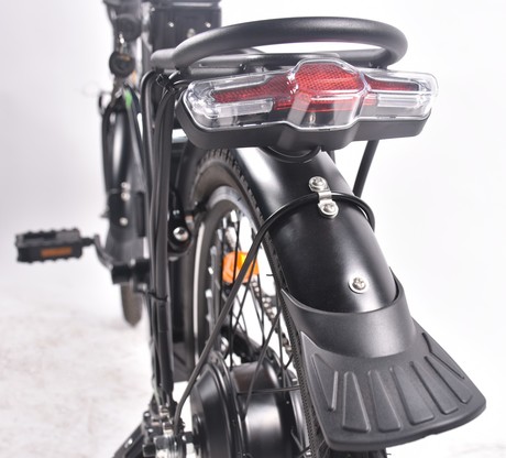 EOL - Električno zložljivo kolo Trevi SPEEDY GO, 20'', hitrost do 25km/h, domet do 25km, LED display, baterija 3.6V/6Ah, do 100kg, črn