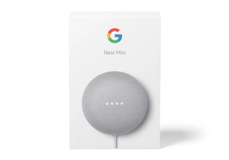 Google Nest Mini 2nd Gen pametni zvočnik, Bluetooth 5.0, WiFi, Google Assistant + Home, glasovni pomočnik, glasovno upravljanje, 3x mikrofon, bel (Chalk)