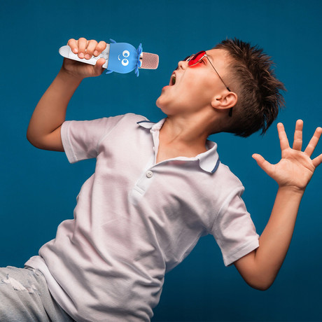 EOL - FOREVER BLOOM AMS-200 mikrofon & zvočnik, KARAOKE, Bluetooth, microSD, AUX, modulacija glasu, funkcija ECHO odmevanja, LED osvetlitev, moder