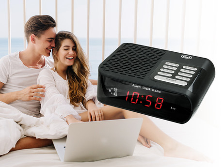 TREVI RC 827 Digital Radio alarm ura, FM Radio, Snooze, Sleep, črna