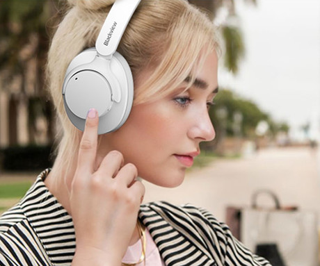 Blackview FITBUDS H1 brezžične naglavne slušalke, Bluetooth 5.4, 3D Stereo, Hybrid ANC & ENC, klicanje, mikrofon, polnilna baterija, do 65 ur, zložljive, USB Type-C, bele (Nebula White)