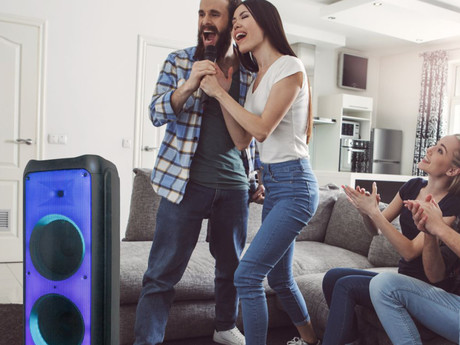 MANTA SPK1202B250 KRIOS prenosni KARAOKE zvočnik, Bluetooth, TWS, Equalizer, polnilna baterija, Super Bass, USB / microSD / AUX / MIC-in, + mikrofon, + daljinec, črn