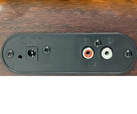 TREVI TT 1030 BT gramofon, 30W, STEREO zvočniki, 33/45/78rpm, BluetoothWIRELESS IN/OUT oddajnik, RCA izhod, leseno ohišje, rjavo-črn