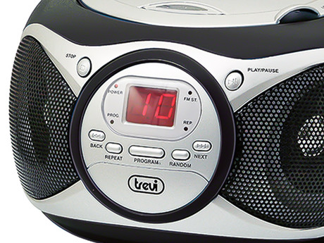 EOL - TREVI CD 512 Boombox radijski in CD predvajalnik, FM Radio, AUX, LCD zaslon, antena, črn