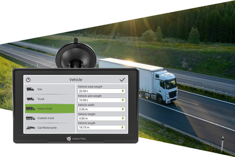 GPS navigacija NAVITEL E777 TRUCK, 7" zaslon, za tovorna vozila, baterija, 3D prikaz, informacije o vožnji, karte za celotno Evropo