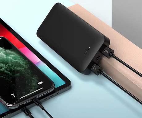Platinet PMPB20SET 3v1 komplet powerbank polnilna baterija, +adapter 20W, +kabel 100cm, 20.000mAh, Power Delivery, 2x USB Type-A, 1x USB Type-C, 1x microUSB, LED indikatorji, črn