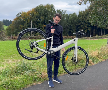 MS ENERGY C30 električno kolo, cestno / mestno, 27.5" pnevmatike, 250W motor, 360Wh 36V 10Ah baterija, do 60km, SHIMANO 8-prestav, disk zavore, LCD zaslon, LED osvetlitev, zadnji nosilec, aplikacija