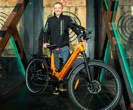 MS ENERGY C502 SUV električno kolo, trekking / cestno / mestno, 27.5" pnevmatike, 250W 70Nm motor, 576Wh 48V 12Ah baterija, do 120km, SHIMANO oprema, TEKTRO disk zavore, polno vzmetenje, LCD zaslon