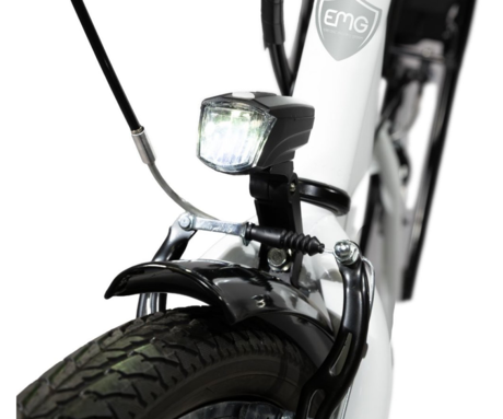 TREVI EMG SEA-TY električno kolo, cestno / mestno, 26" pnevmatike, 250W motor, 460Wh 36V 12.8Ah baterija, do 80km, SHIMANO 6-prestav, V-zavore, LCD zaslon, LED osvetlitev, zadnji nosilec, belo