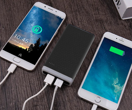 EOL - Power Bank PLATINET PMPB20PAB 20.000mAh, Li-Polymer, LED svetilka, LED indikator, 2x USB, črna