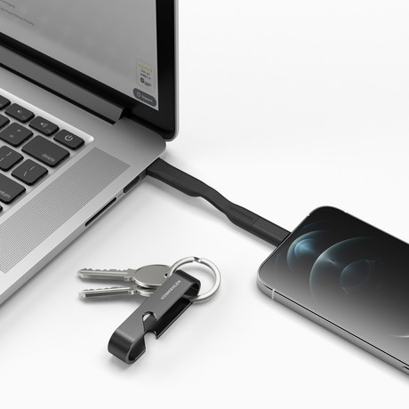 Vonmählen HIGH SIX® univerzalni 6v1 kabel za polnjenje, USB-C / USB-A / Micro-USB / Lightning, združljiv z vsemi napravami, hitro polnjenje, črn (All Black)