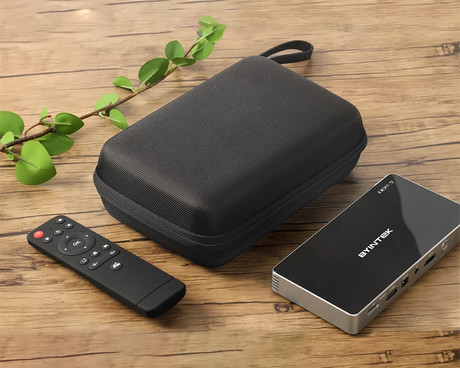 EOL - BYINTEK torbica za prenosne projektorje UFO P7, velikost M, črna