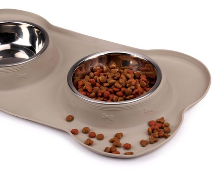 Pet Treatment dvojna posoda s podlogo za živali, 2x 400ml, za hrano / vodo, nerjaveče jeklo, silikon / guma, 46x27x4cm, siva, srebrna