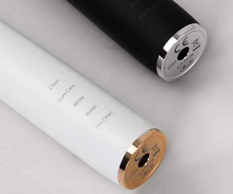 MANTA LOVIO SonicProtect PRO sonična električna zobna ščetka, 5 nastavkov, 5 načinov, 3 stopnje, senzor pritiska, Sonic Vibration tehnologija, baterija, IPX8 vodoodpornost, dodatki, črna(Carbon Black)
